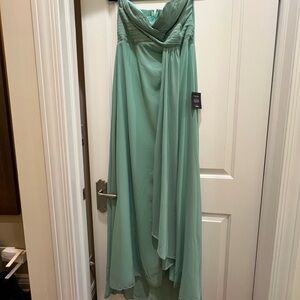 BRAND NEW Bridesmaid Dress 👗